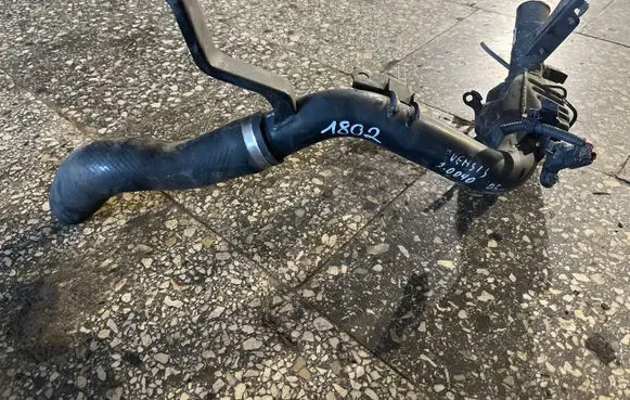 Toyota Avensis T250 Intercooler hose/pipe