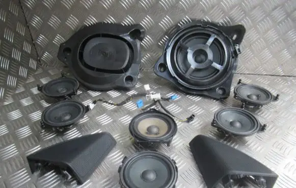 Mercedes-Benz C W205 Audio system kit QH206A2058201900