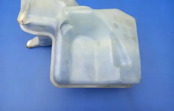 BMW 6 E63 E64 Windshield washer fluid reservoir/tank 7055349 235576 010080
