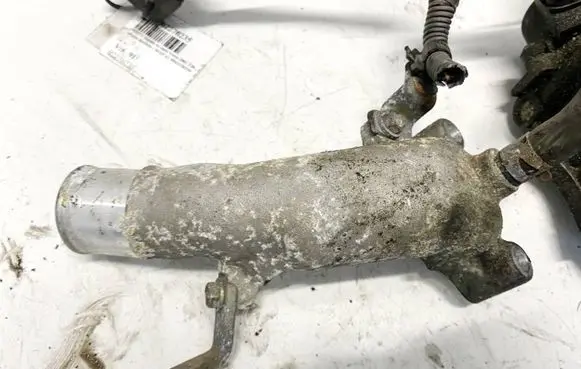 Toyota Avensis Verso Engine coolant pipe/hose
