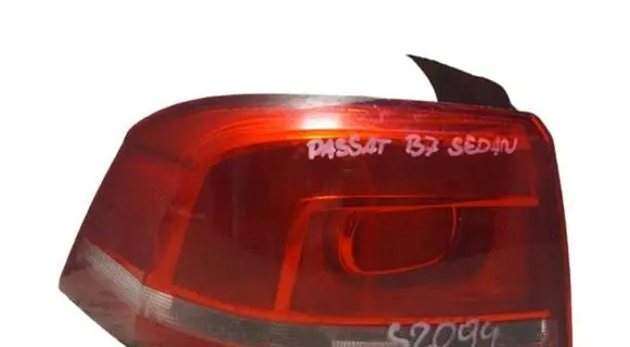Volkswagen PASSAT B7 Rear/tail lights 3AE945095F