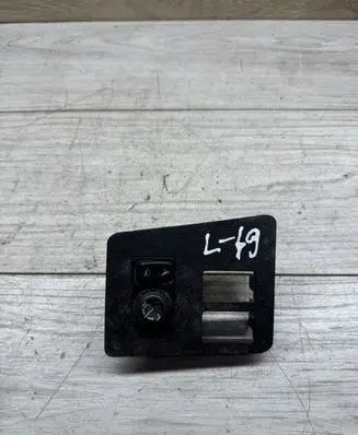 Nissan Qashqai Wing mirror switch 68485JD900 K77770 P10970A77500