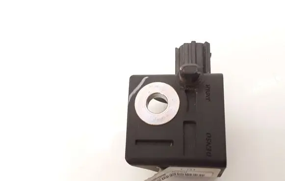 Honda FR-V Airbag deployment crash/impact sensor 77970SFEB110M2