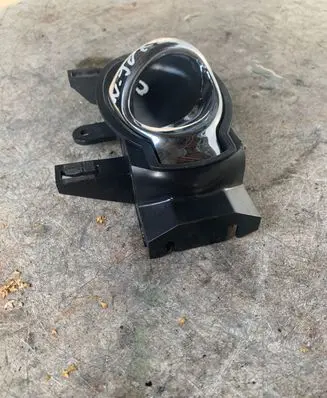 Nissan Juke I F15 Rear door interior handle