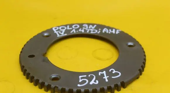 Volkswagen Polo IV 9N3 Crankshaft gear 045105189A