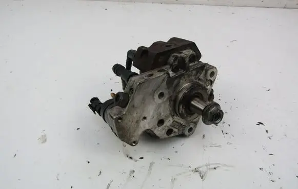 Nissan Primera Fuel injection high pressure pump 