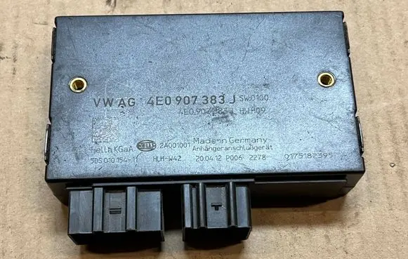Audi Q7 4L Tow bar trailer control unit/module 4E0907383J 2A001001 AUDI-A8