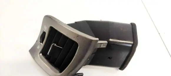 Toyota Avensis Verso Dash center air vent grill 5566044080 55660-44080