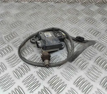 Opel Vivaro Lambda probe sensor 0281008175 0281008176