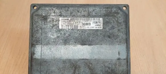 Ford Fiesta Engine control unit/module ECU 4S61-12A650-CB S120977005A SIM210