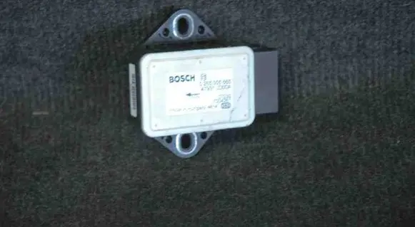 Nissan Qashqai Acceleration sensor 