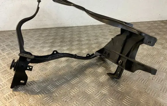 Mercedes-Benz E W212 Headlight/headlamp mounting bracket 212620022 212620030 212620028
