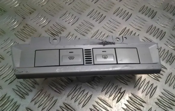 Windscreen/window heater switch