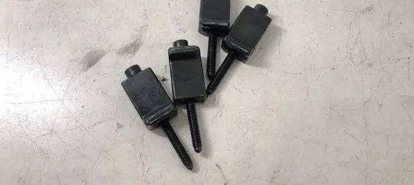 Audi A4 S4 B6 8E 8H Fuel Injector clamp holder