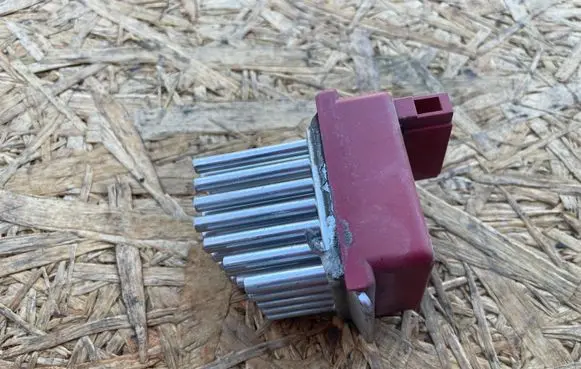 Audi TT Mk1 Heater blower motor/fan resistor 1J0907521