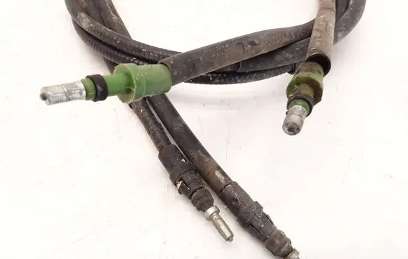 Handbrake/parking brake wiring cable