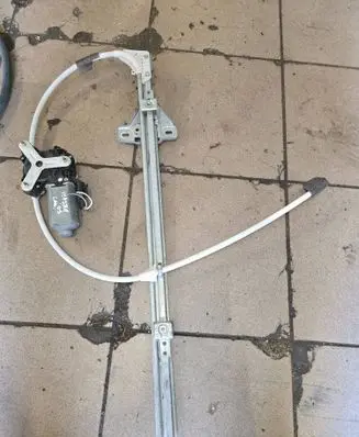Renault Master II Front door window regulator with motor 4001208