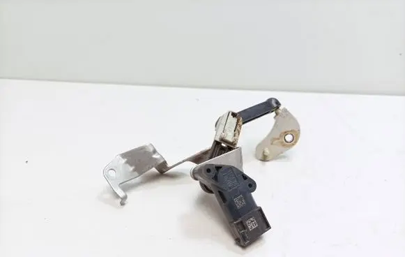 BMW 2 Active Tourer U06 Air suspension front height level sensor 6895466 6896286
