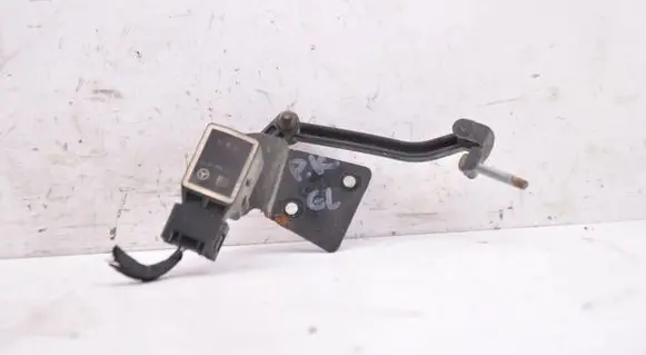 Mercedes-Benz GL X164 Headlight/headlamp level sensor A0105427717 A1643280240