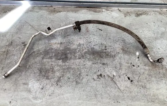 Cadillac CTS Air conditioning (A/C) pipe/hose