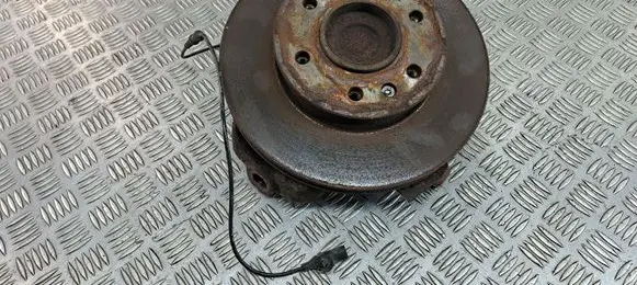 Mercedes-Benz Sprinter W906 Front wheel hub spindle knuckle 