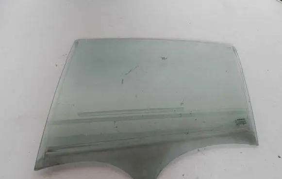 Renault Laguna II Rear door window glass 