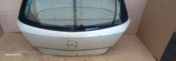 Opel Astra H Tailgate/trunk/boot lid