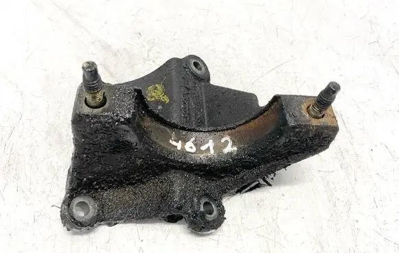 Ford Focus Engine mounting bracket ys4w3k305ad ys4w-3k305-ad