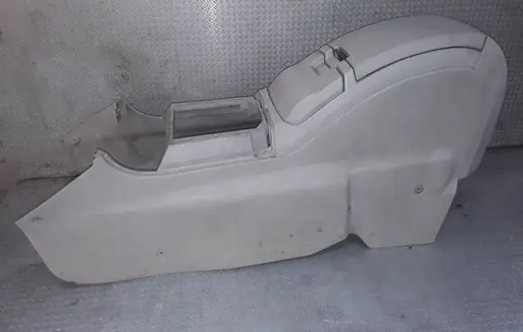 Chrysler Pacifica Armrest 0YV091L2AE