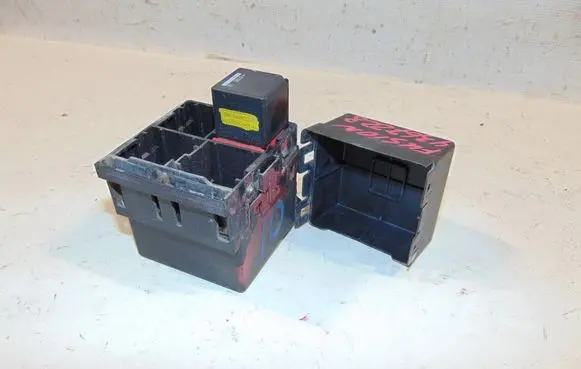Ford Fusion Other relay 2S6T14A390AA 5M5T14B192CA 2S6T14A076BA