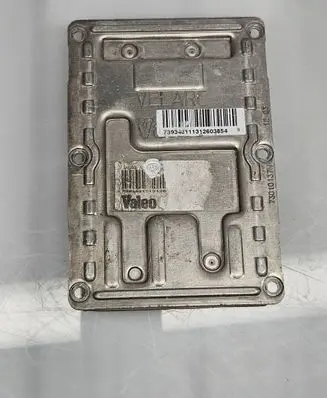 Chrysler 300 - 300C Headlight ballast module Xenon 73010137N