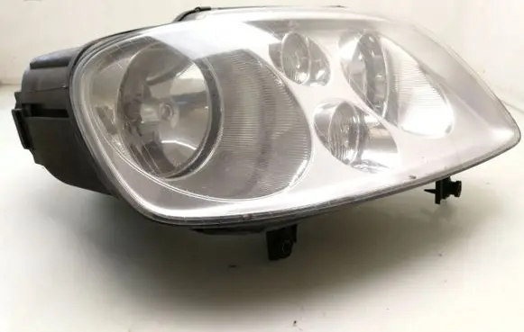 Volkswagen Touran I Headlight/headlamp 0301205202 1T0941006F