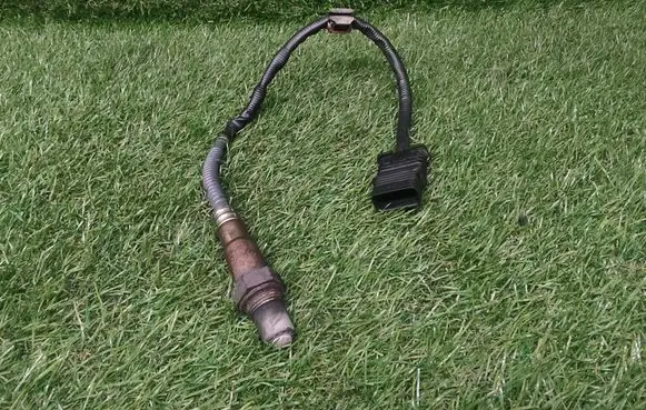 BMW 5 F10 F11 Lambda probe sensor 7596908 759690801 0258027015