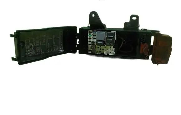 Jaguar XE Fuse box set GX73140A076AA BEZPIECZNIKOW
