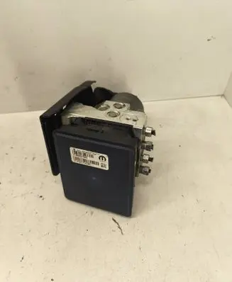 Dodge Durango III ABS Pump 68493379AG