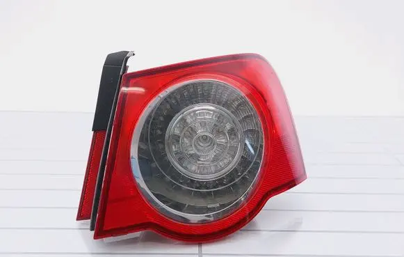 Volkswagen PASSAT B6 Rear/tail lights 3C5945096 3C5945096H