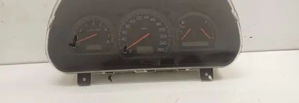 Volvo S40, V40 Speedometer (instrument cluster) 30621246