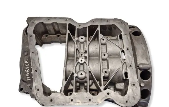 Renault Master III Oil sump 8200805682