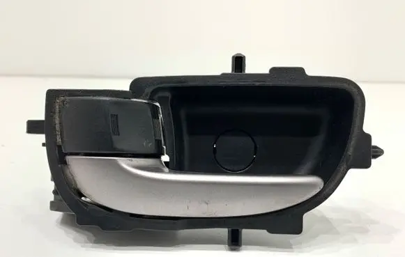 Toyota Yaris Front door interior handle 