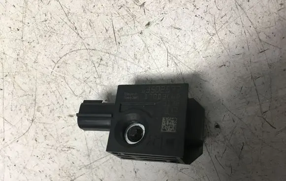 Opel Astra J Airbag deployment crash/impact sensor 13502577