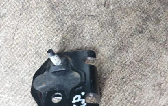 Ford S-MAX Front door lock loop/hook striker 6G91R21982FB 153L