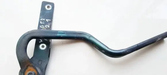 Chrysler Voyager Tailgate/trunk/boot hinge 4716450l