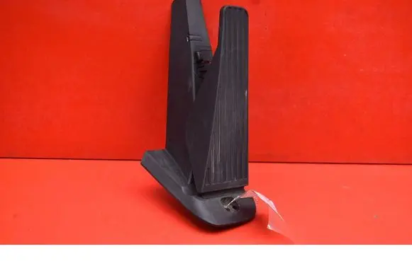 Volvo XC90 Accelerator throttle pedal 31445780