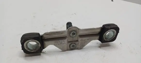 Audi A3 S3 8P Loading door lock loop/hook striker 8P4827507A