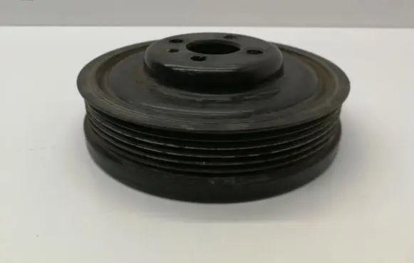 Volkswagen Caddy Crankshaft pulley 038105243M