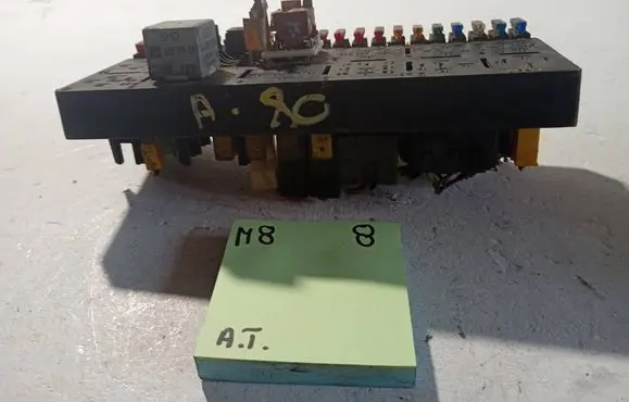 Audi 80 90 B3 Other relay 443951253J