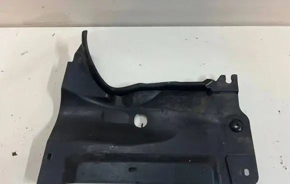 Mazda 3 II Engine splash shield/under tray BBM456115