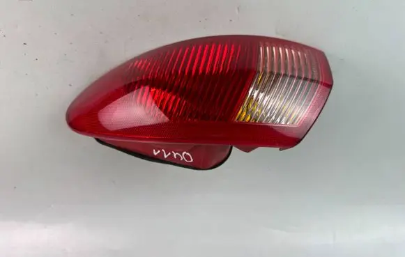 Alfa Romeo 147 Rear/tail lights 46556347