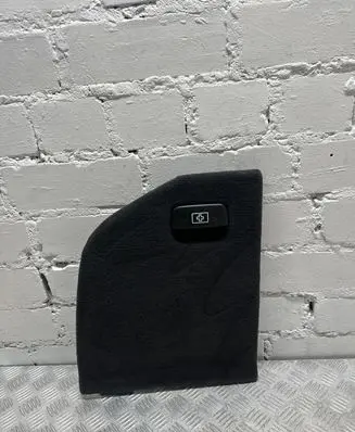 Trunk/boot side trim panel
