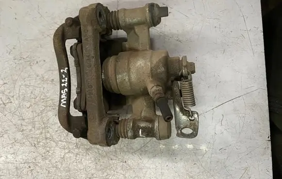 Renault Master III Rear brake caliper 